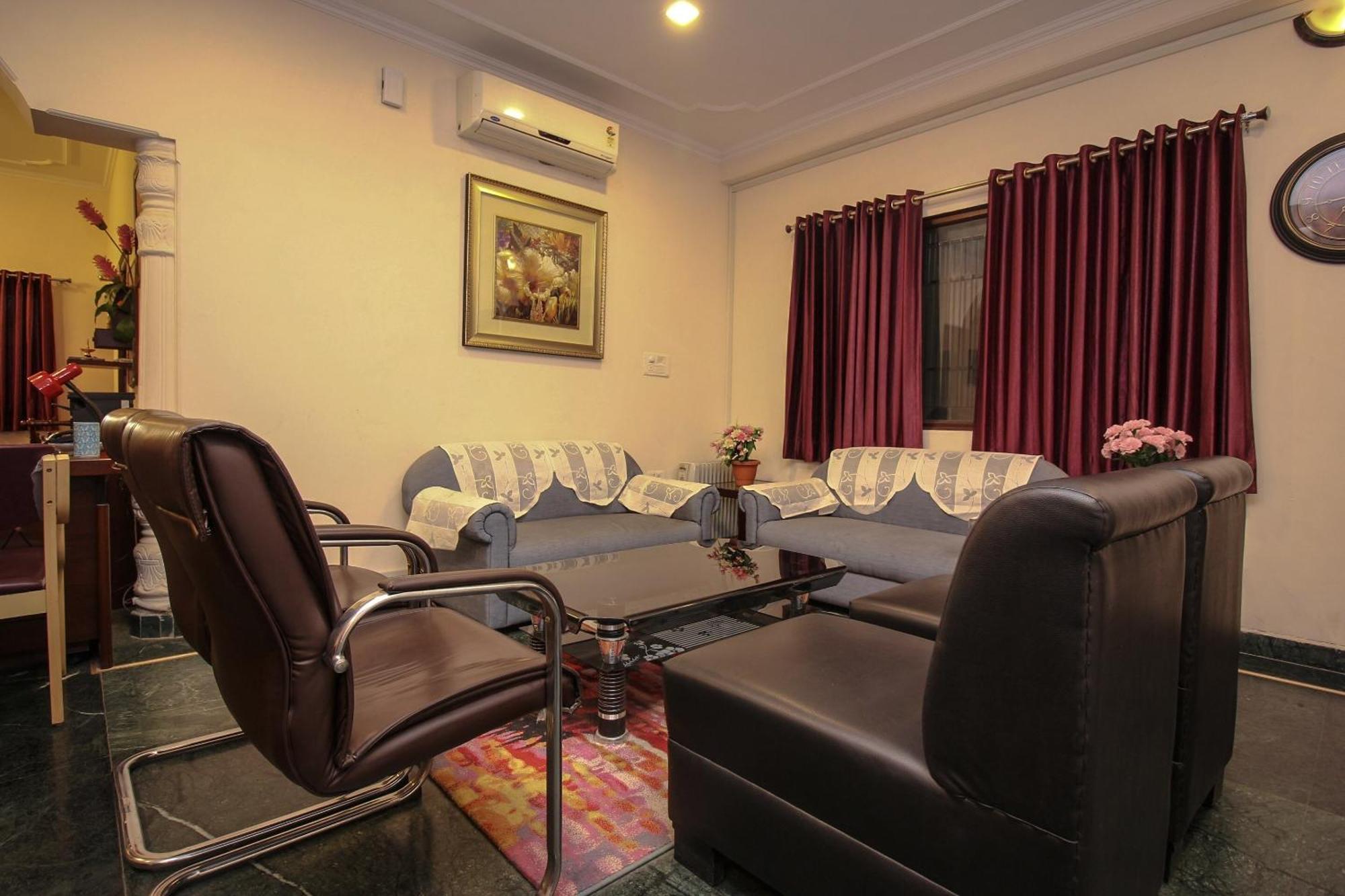 Super Hotel O Jaipur Stays Exterior photo