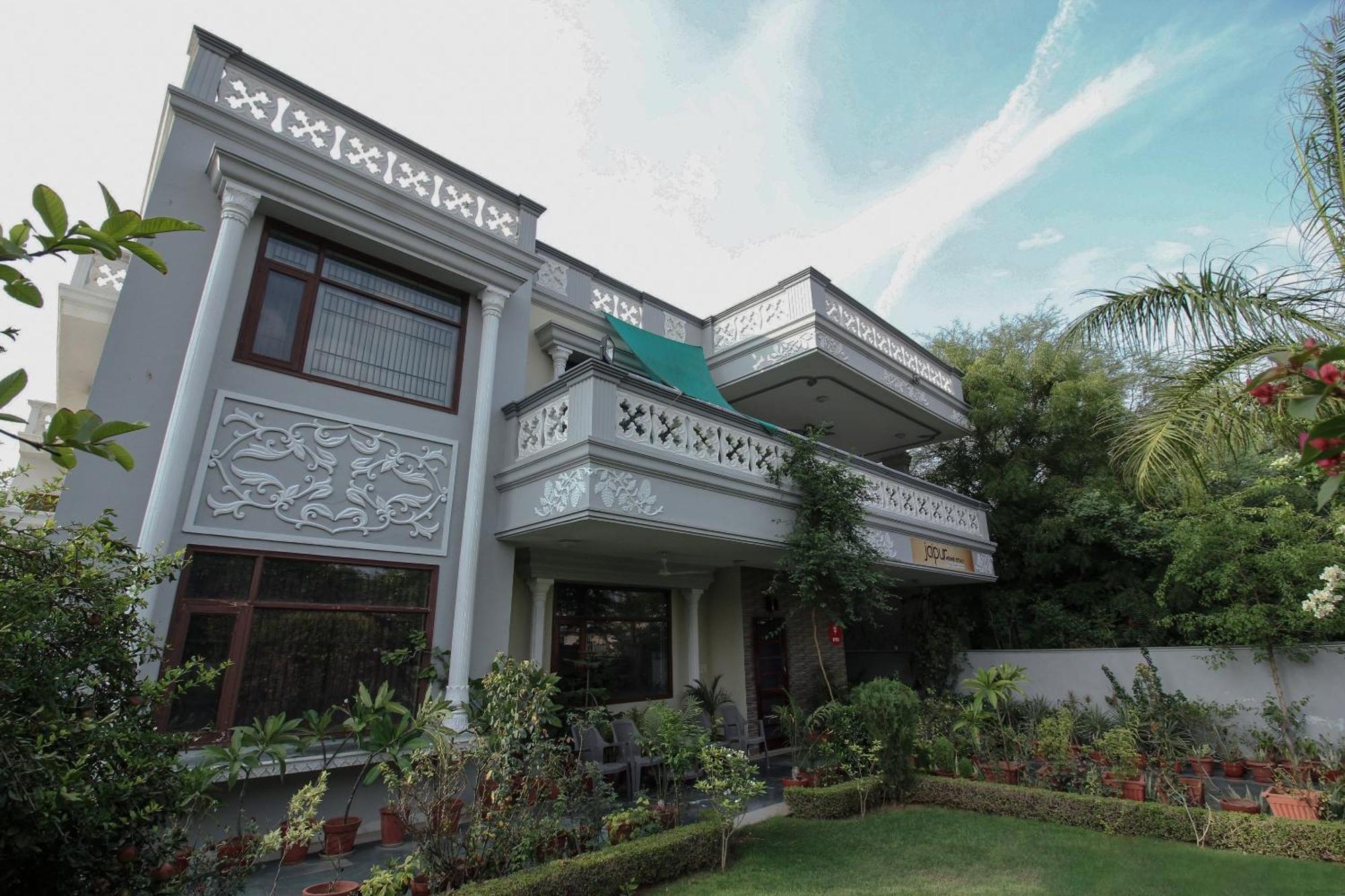 Super Hotel O Jaipur Stays Exterior photo