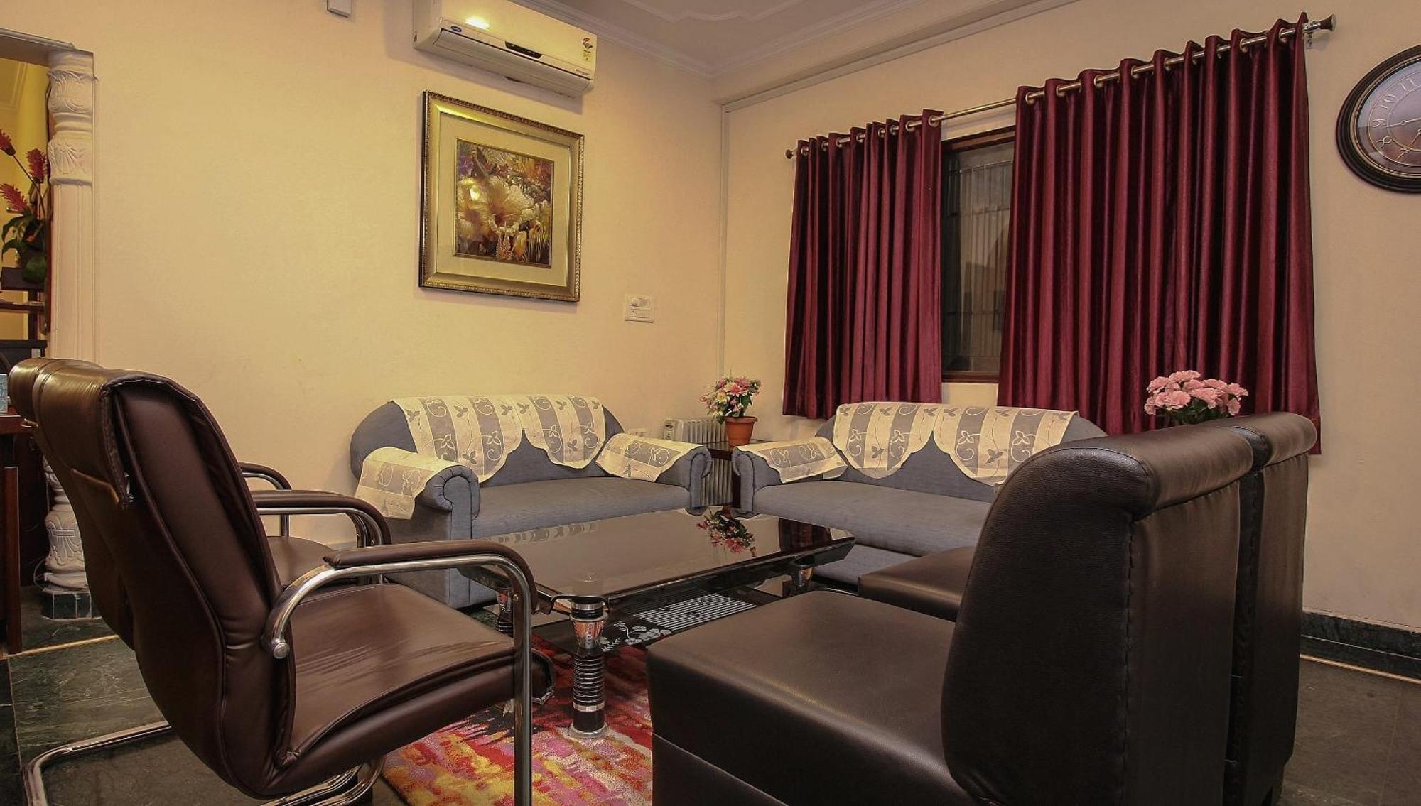Super Hotel O Jaipur Stays Exterior photo